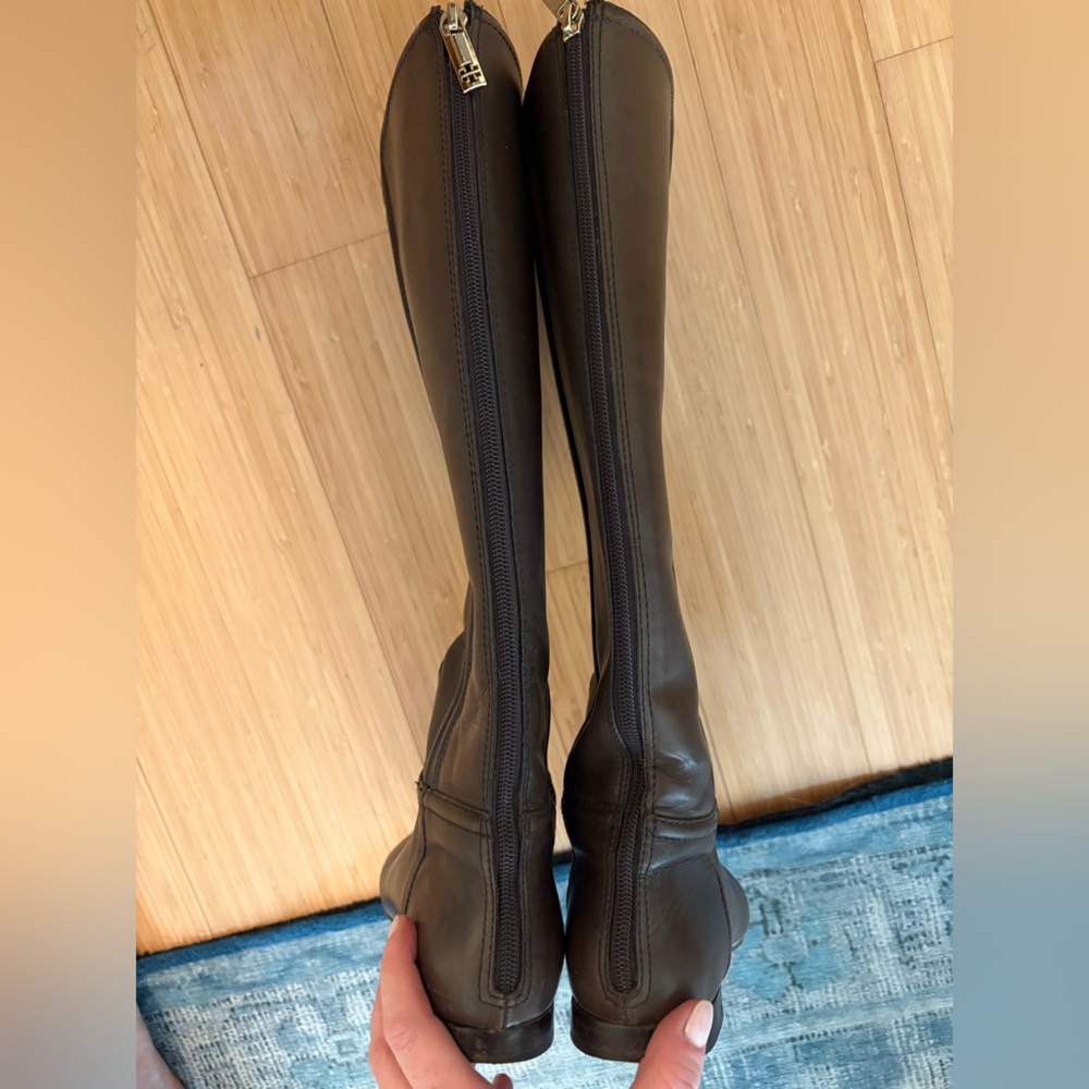 Tory Burch Brown (Coconut) Leather Riding Boots. Size 9. In box ! - Picture 3 of 9